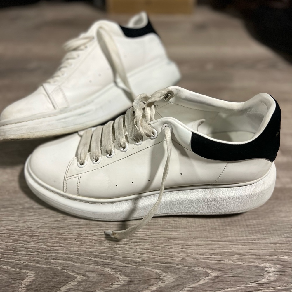 Men’s Alexander Mcqueens